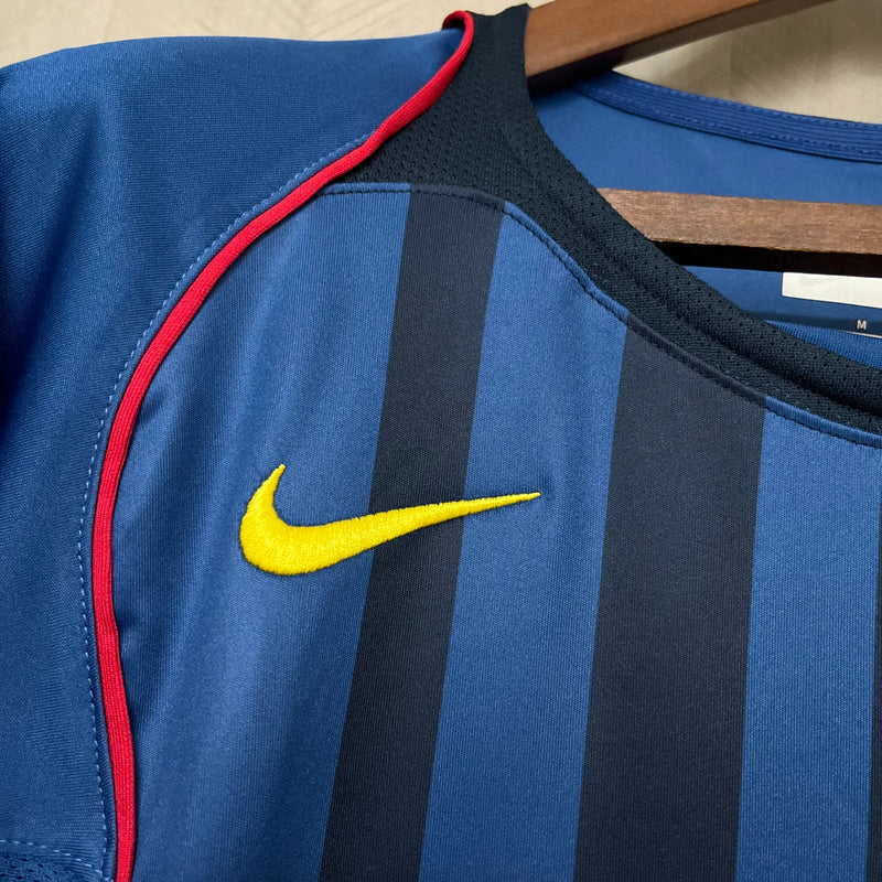 Camiseta Retro del Barcelona 04/05 - 2ª equipación