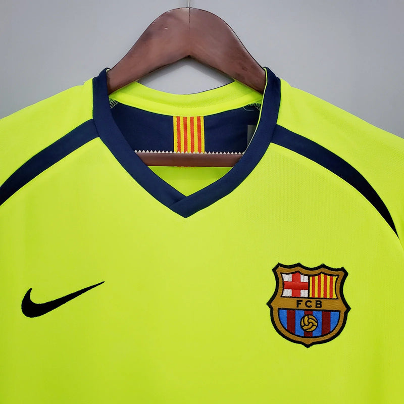 Camiseta Retro del Barcelona 05/06 - 2ª equipación