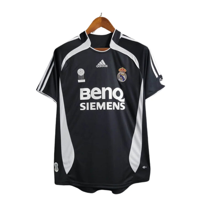 Camiseta Retro del Real Madrid 06/07 - 2ª equipación