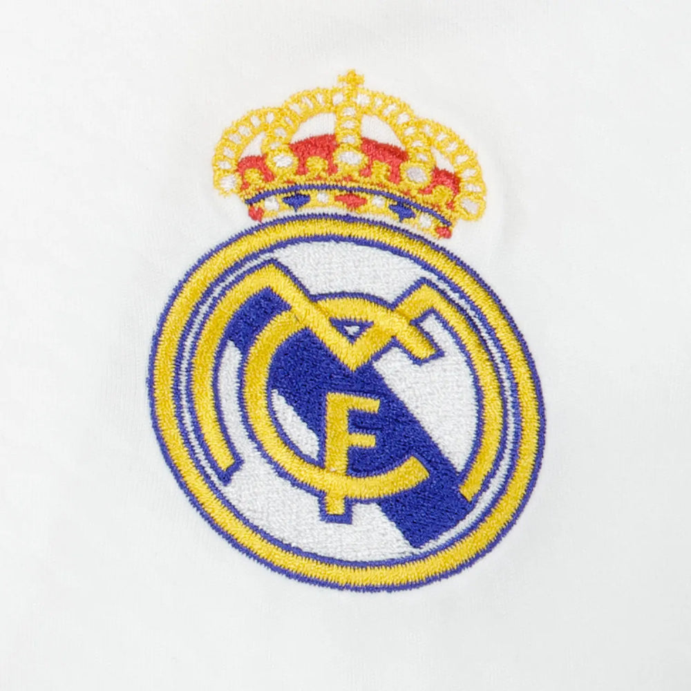 Camiseta de la 1ª equipación del Real Madrid 24/25