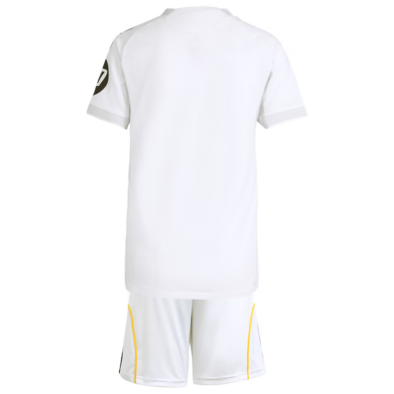 Conjunto de la 1ª equipación del Real Madrid 25/26 - Niños Pequeños y Jóvenes (Camiseta + Pantalón corto)