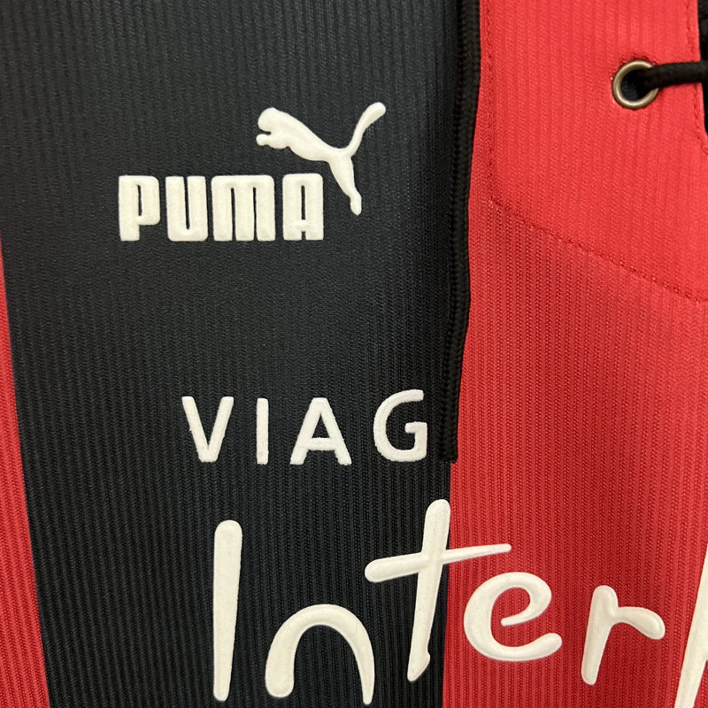Camiseta Retro del Eintracht Frankfurt 98/00 - Centenario