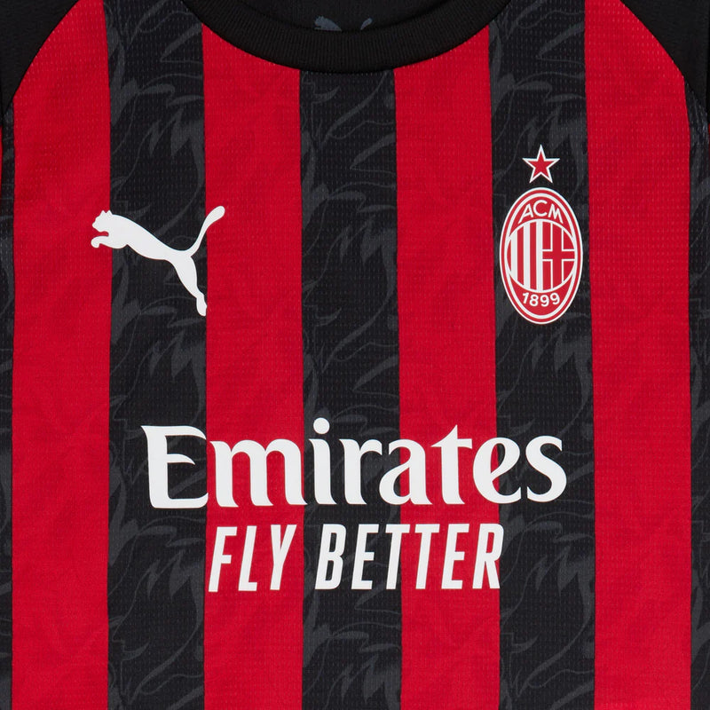 Conjunto de la 1ª equipación del A.C. Milan 25/26 - Niños Pequeños y Jóvenes (Camiseta + Pantalón corto)